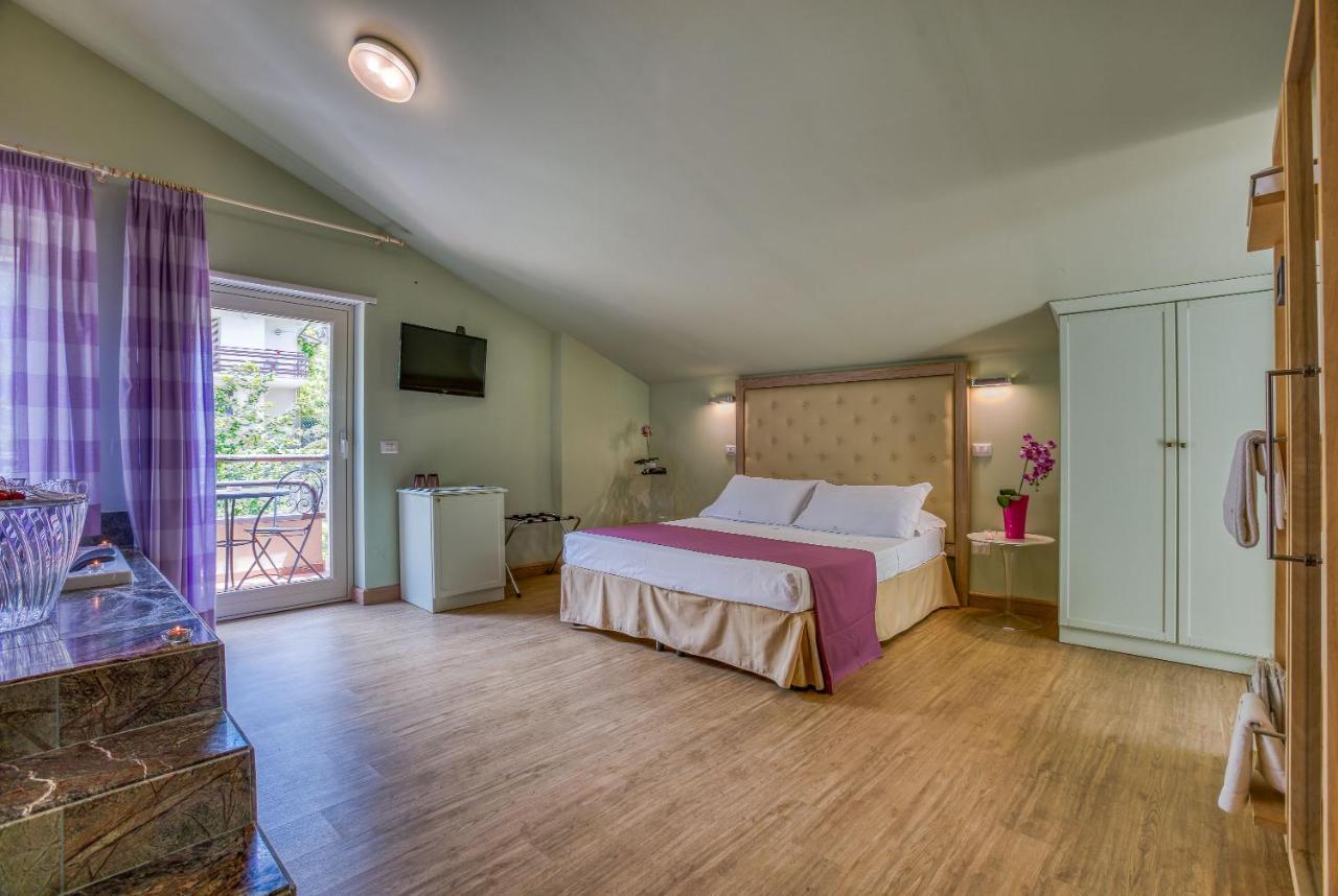 SantʼElia Fiumerapido Hotel Des Reves מראה חיצוני תמונה