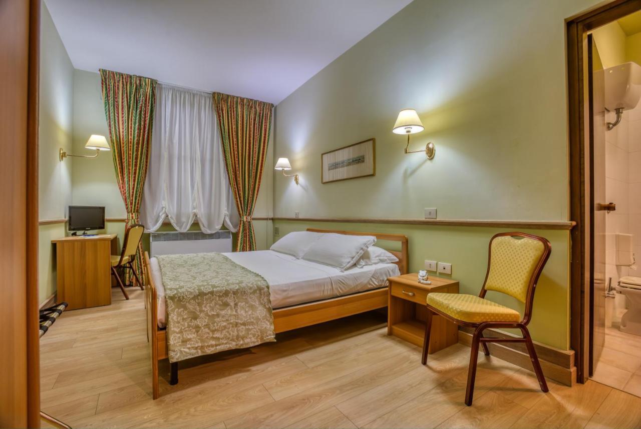 SantʼElia Fiumerapido Hotel Des Reves מראה חיצוני תמונה