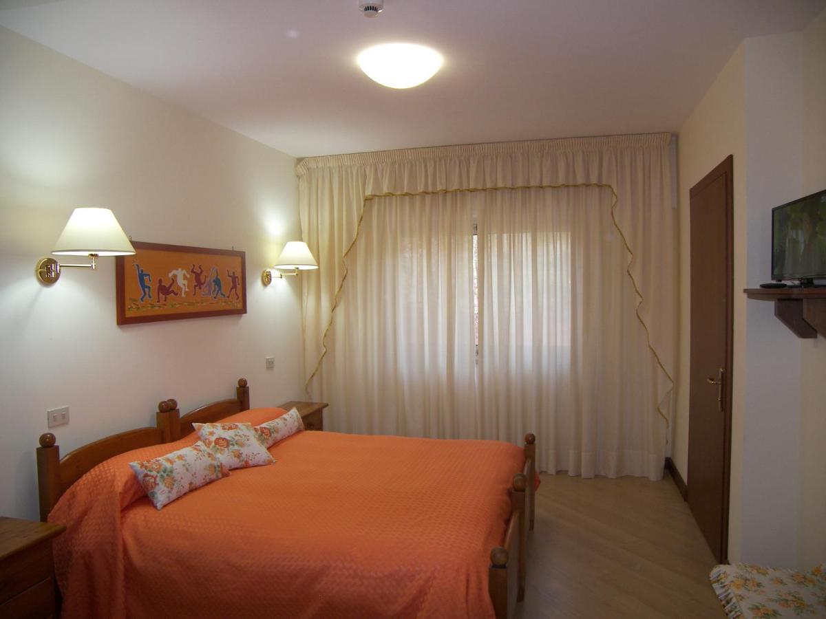 SantʼElia Fiumerapido Hotel Des Reves מראה חיצוני תמונה